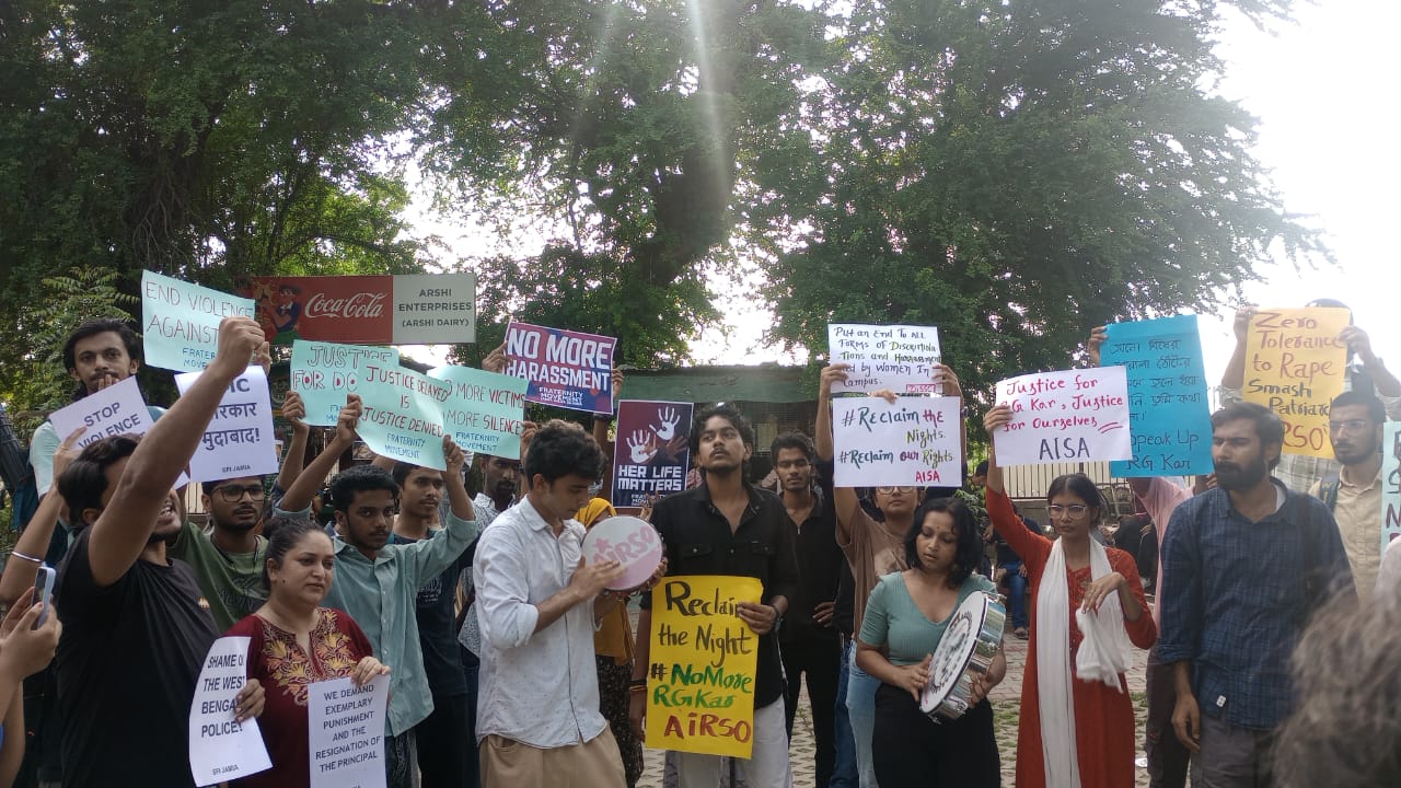 Jamia Millia’s Protest: Outrage Over Doctor’s Brutal Rape and Murder!