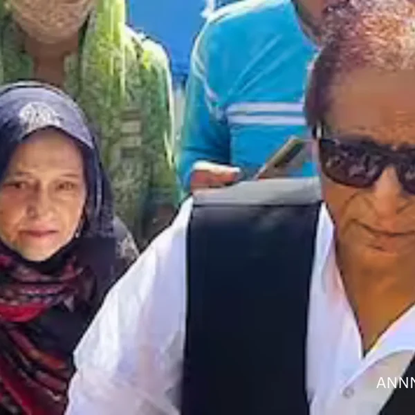 Samajwadi Party's Tanzeem Fatima, wife of Azam Khan, cleared of electricity theft charges related to Humsafar Resort after court hearing and payment of ₹32 lakhs