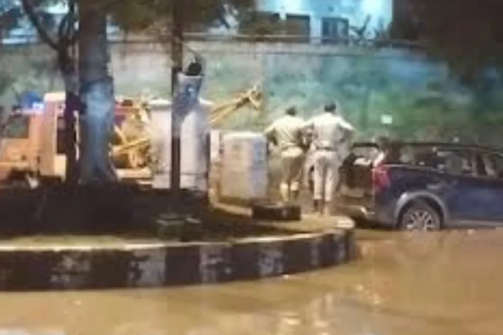 Bank Manager and Cashier Drown as SUV Gets Submerged in Faridabad Flood